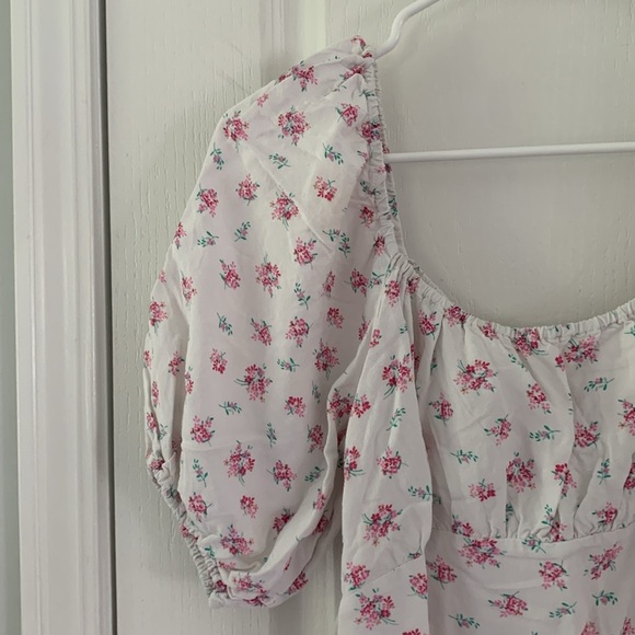 H&M puff sleeves white romantic dress size S linen blend - Picture 3 of 8